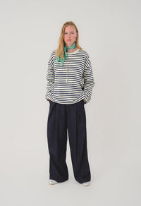 LOLLYS LAUNDRY - Demi LS Sweatshirt - Dark Blue