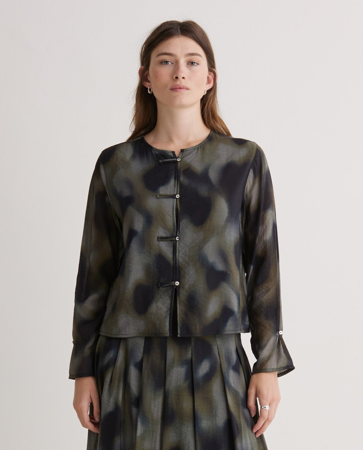 YERSE - Round Neck Shirt - Khaki