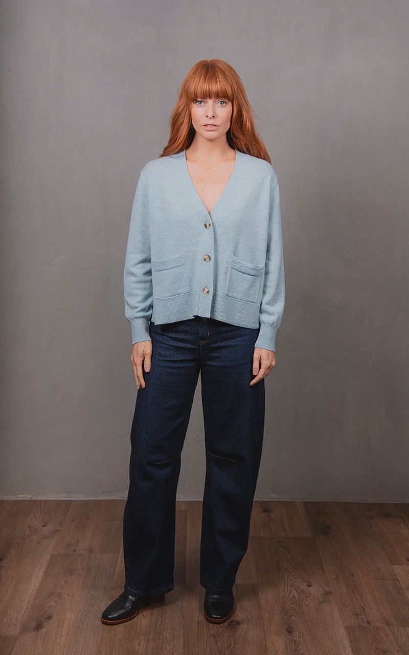 BRIDGE & LORD - Vee Relaxed Crop Cardi - Aquamarine