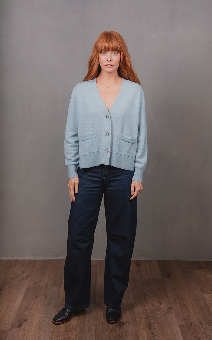 BRIDGE & LORD - Vee Relaxed Crop Cardi - Aquamarine