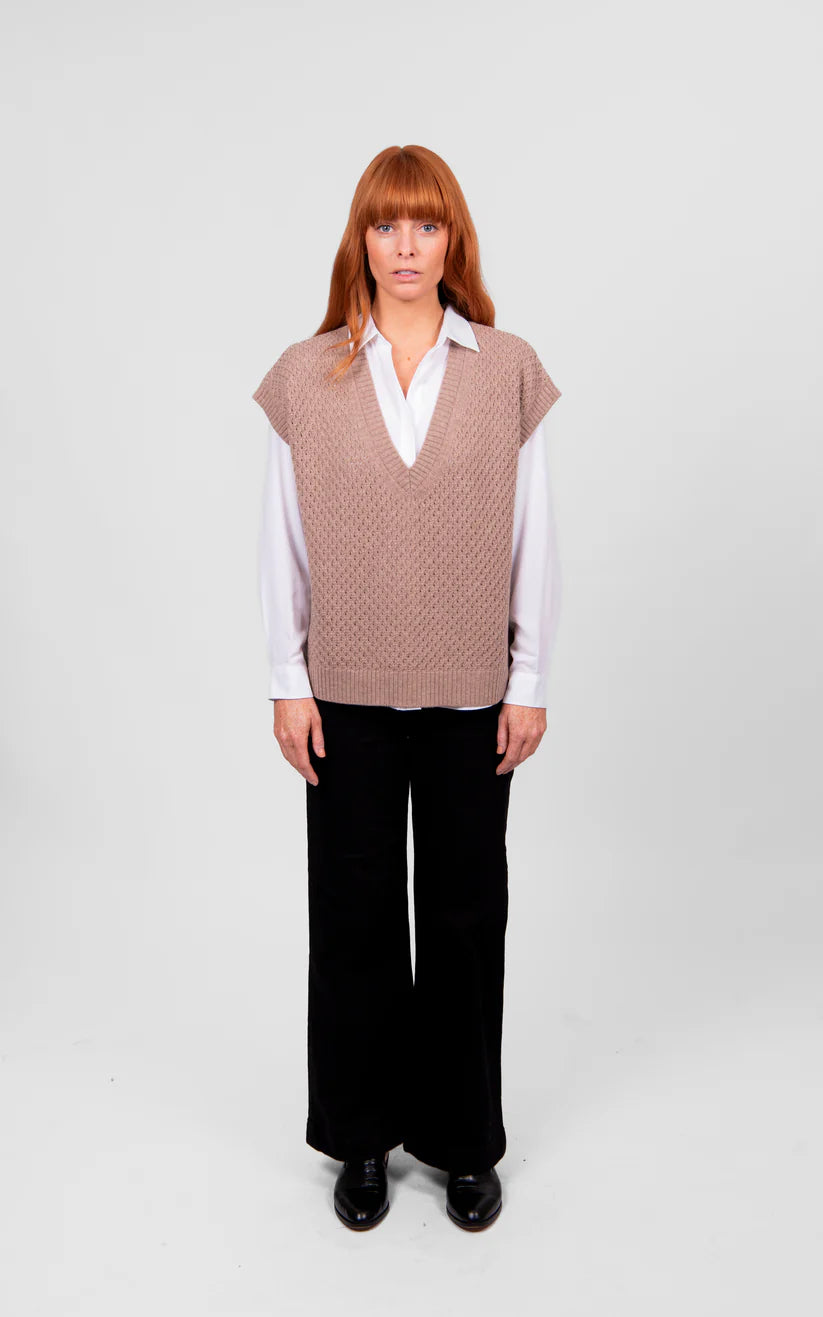 BRIDGE & LORD - Cable Pointelle V-Neck Vest - Cobblestone