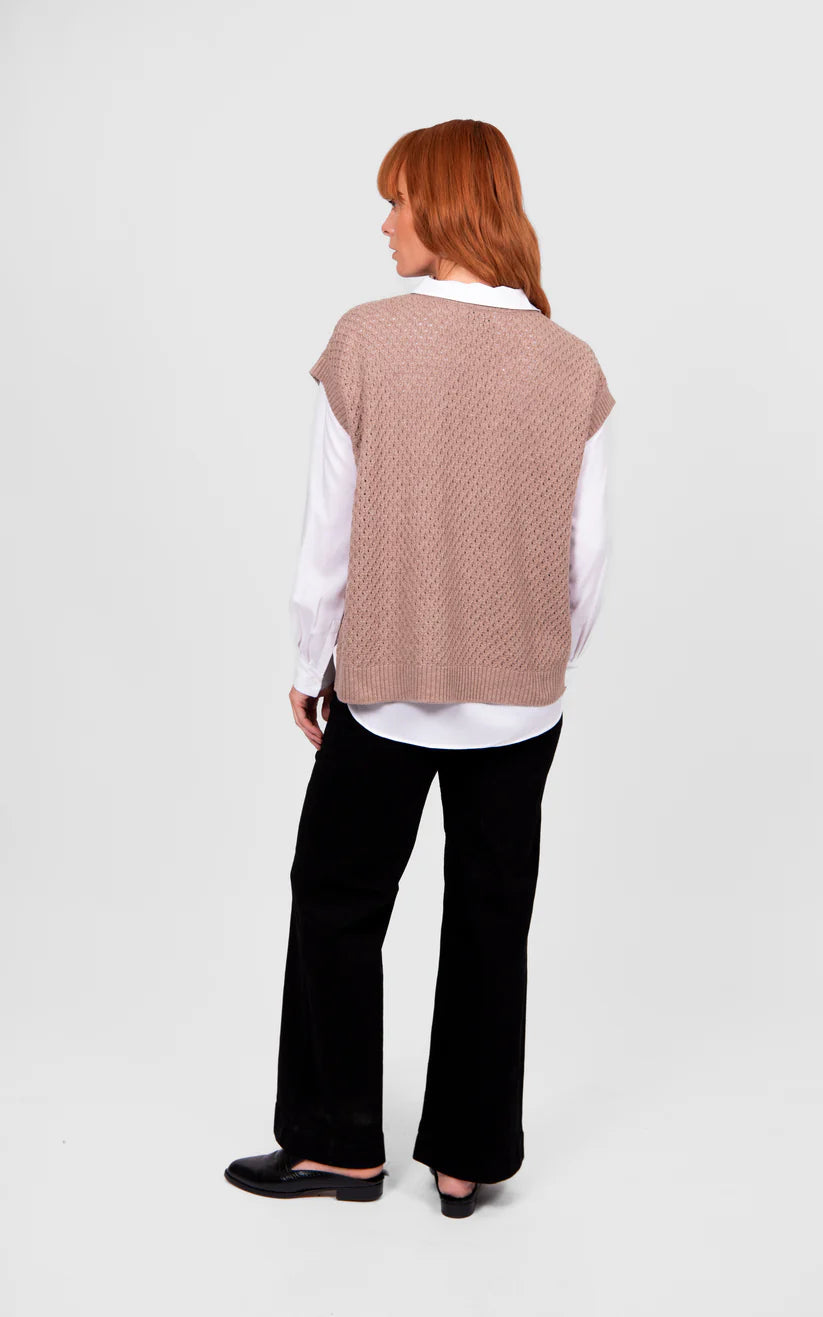 BRIDGE & LORD - Cable Pointelle V-Neck Vest - Cobblestone