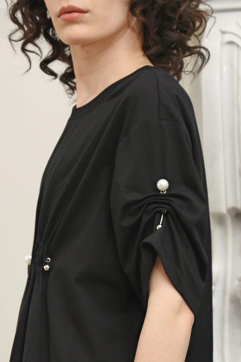 CURATE - Pearl Perfection Tee - Black