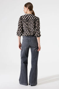 GARCIA - Black/Beige Printed V-Neck Blouse
