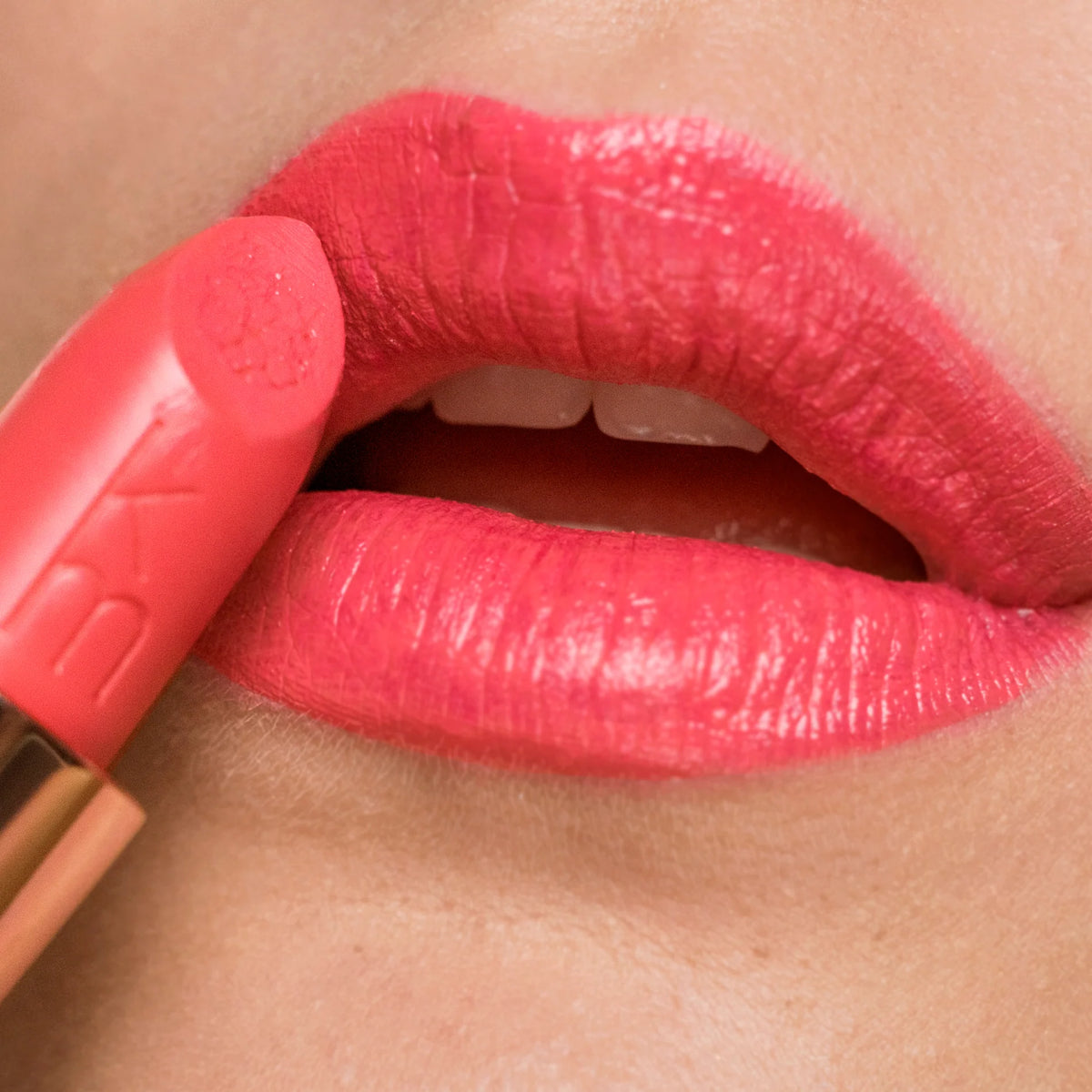 Karen Murrell - Natural Lipstick 17 - Poppy Passion