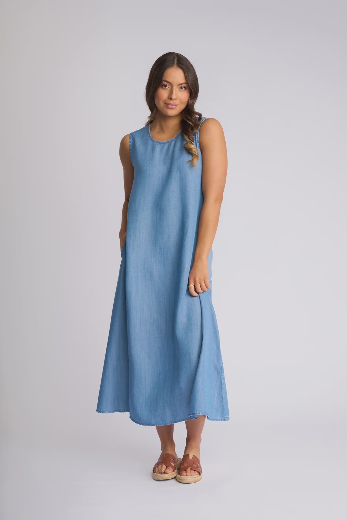 KNEWE - Sky Dress - Light Wash