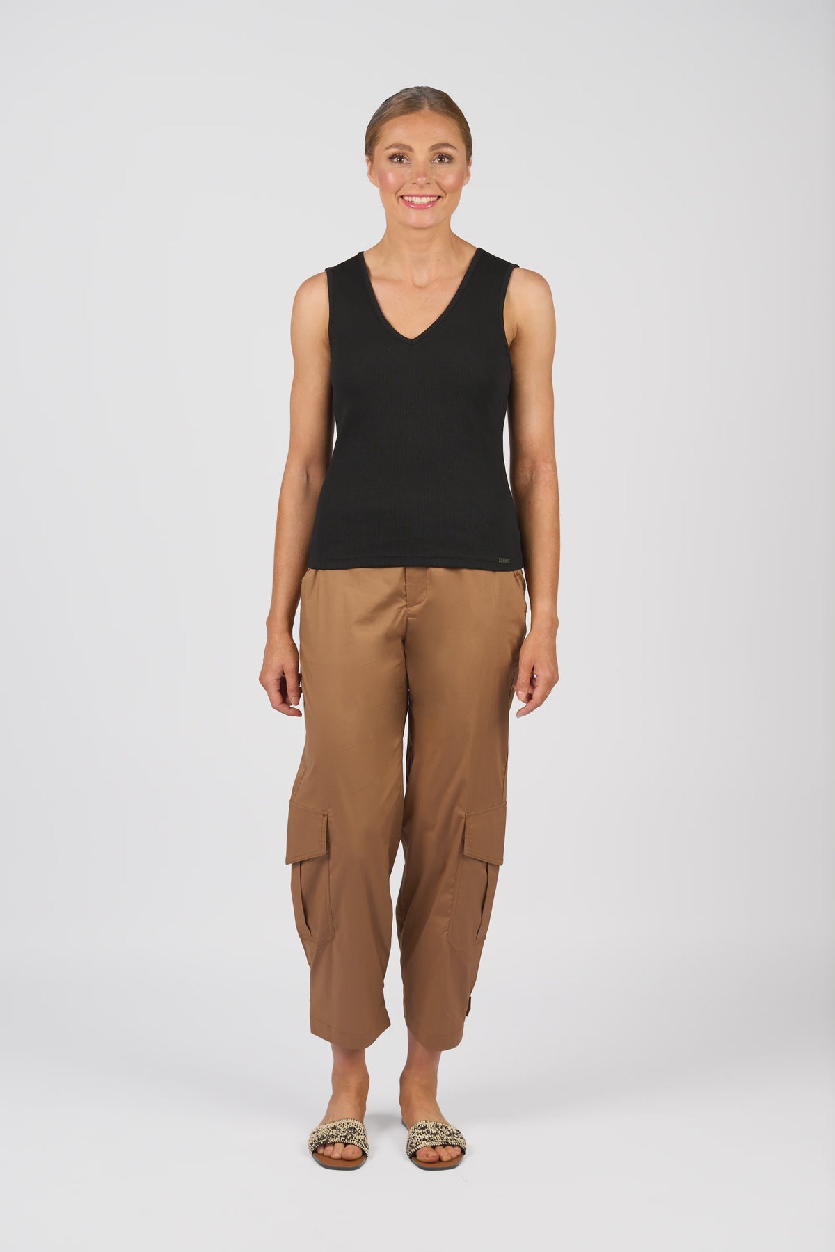 KNEWE - Vista Tank Black