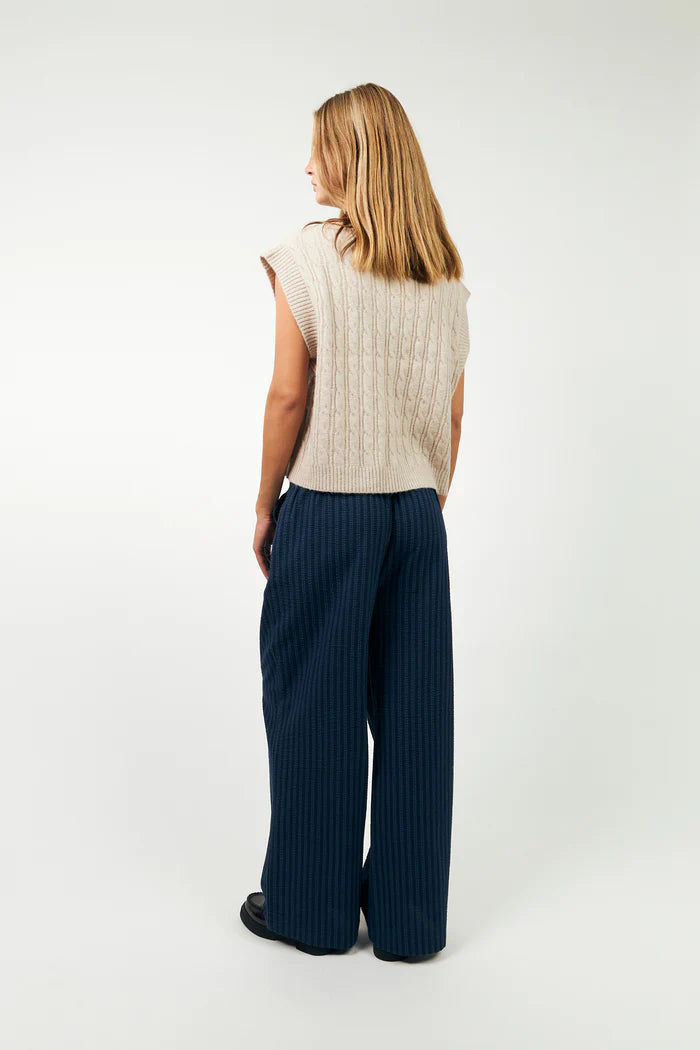 LOLLYS LAUNDRY - Finn Vest - Beige