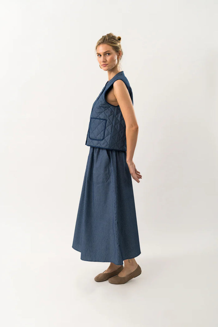LOLLYS LAUNDRY - Cairo Quilted Vest - Dark Blue