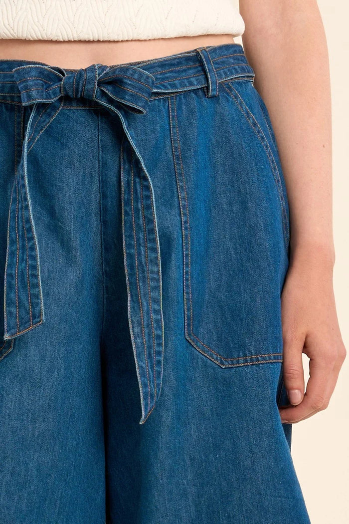 MOLLY BRACKEN - Woven Shorts - Mid Blue