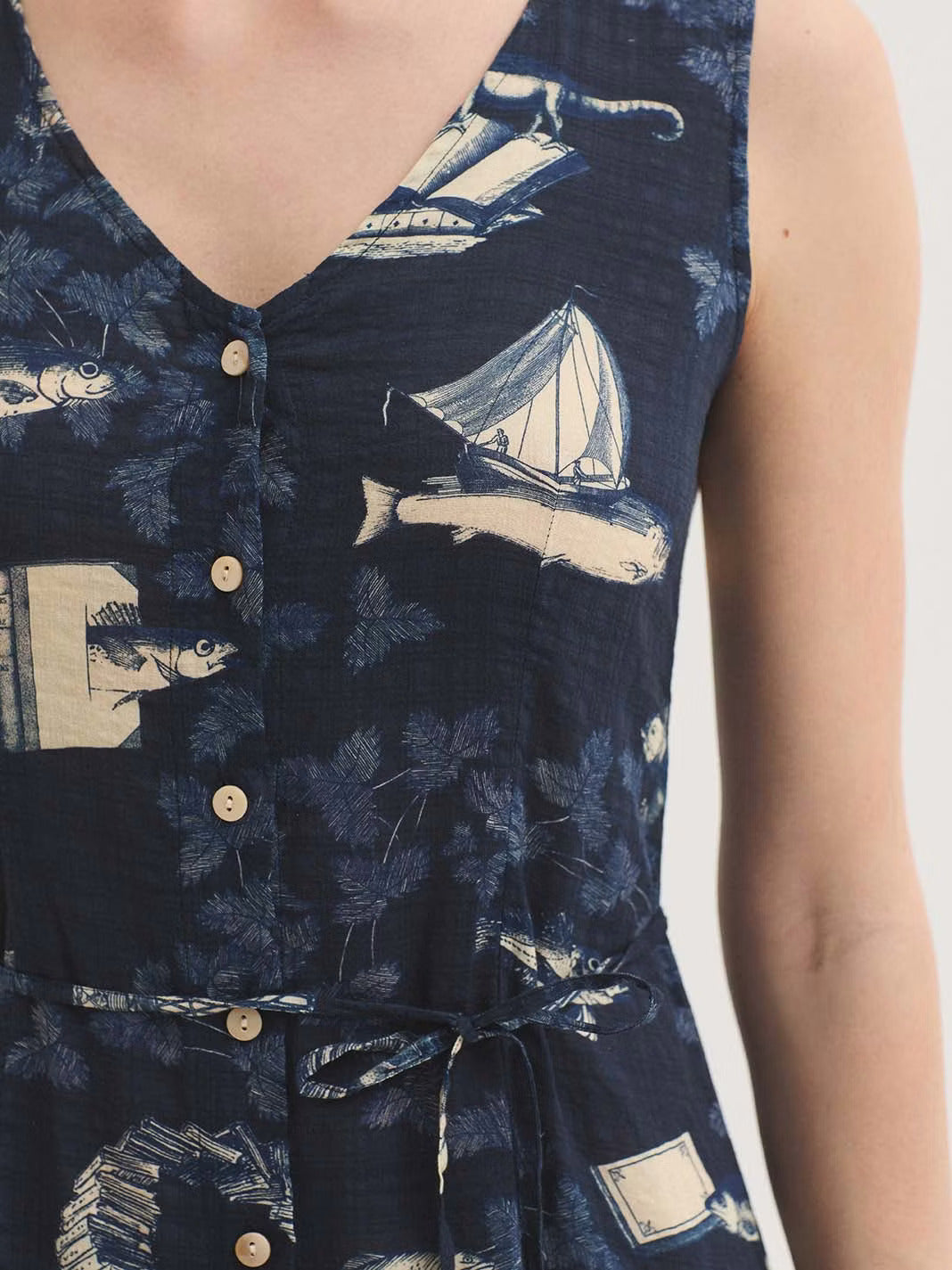 NICE THINGS - Midsummer Books Print Dress - Navy