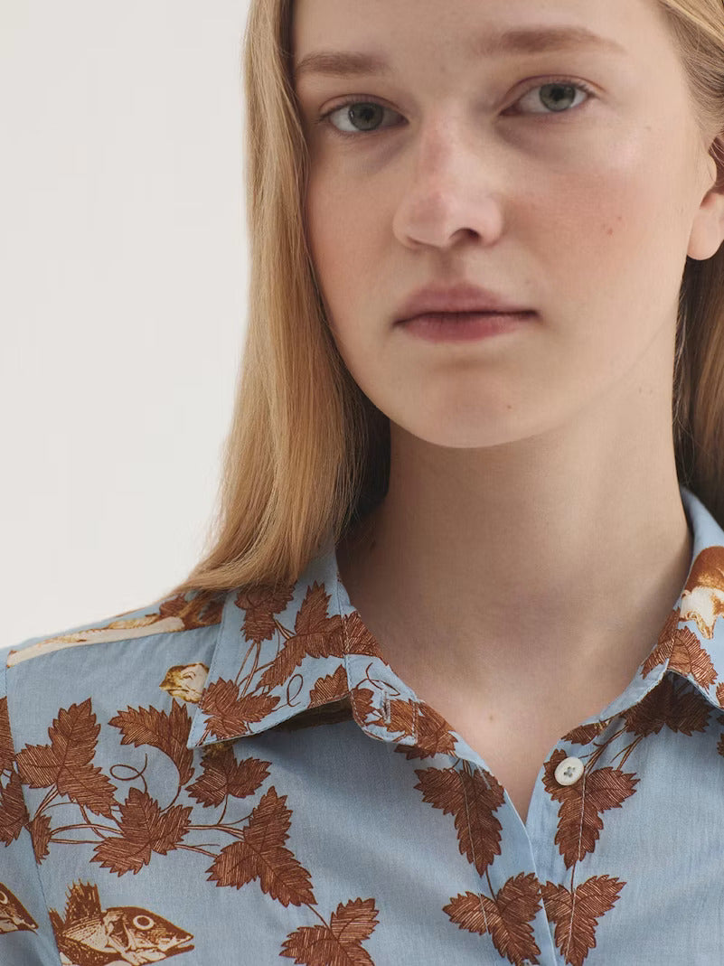 NICE THINGS - Midsummer Books Print Shirt - Light Blue