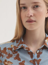 NICE THINGS - Midsummer Books Print Shirt - Light Blue