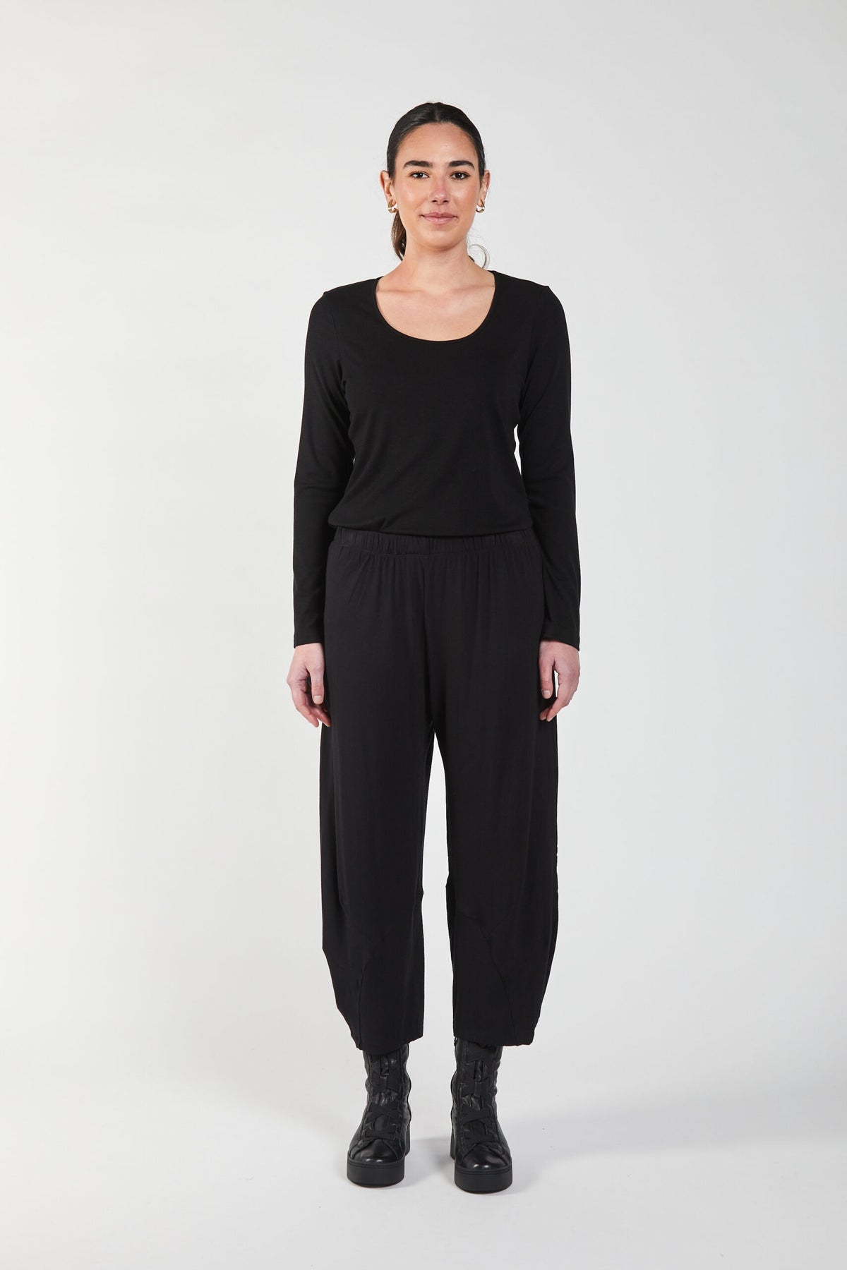 OBI - Supernova Tuck Pant - Black