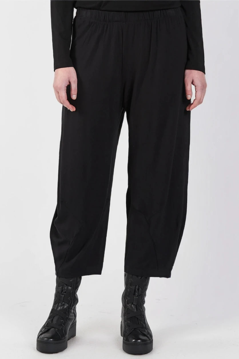 OBI - Supernova Tuck Pant - Black