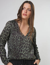 STELLA + GEMMA - Kelly Blouse Khaki Leopard