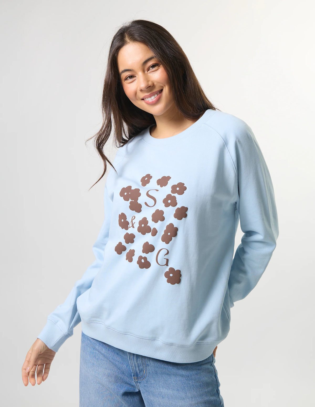 STELLA + GEMMA - Classic Sweater Ice Choco Blooms