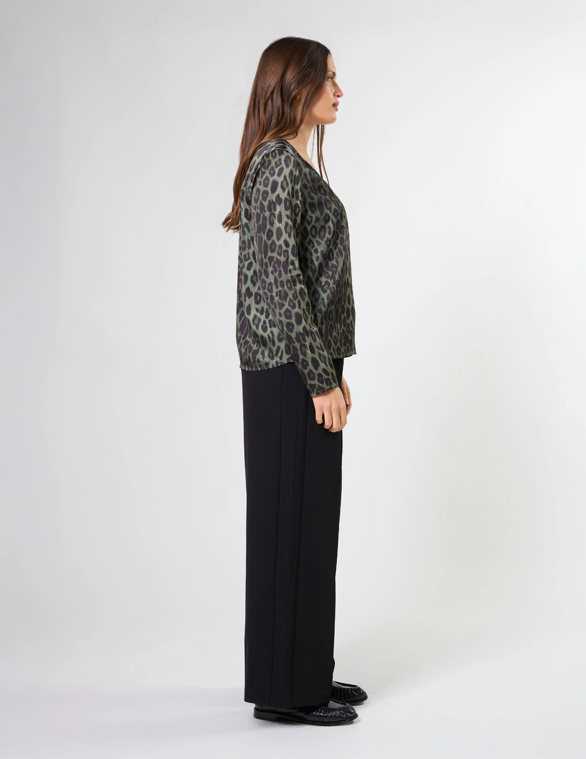 STELLA + GEMMA - Kelly Blouse Khaki Leopard