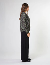 STELLA + GEMMA - Kelly Blouse Khaki Leopard