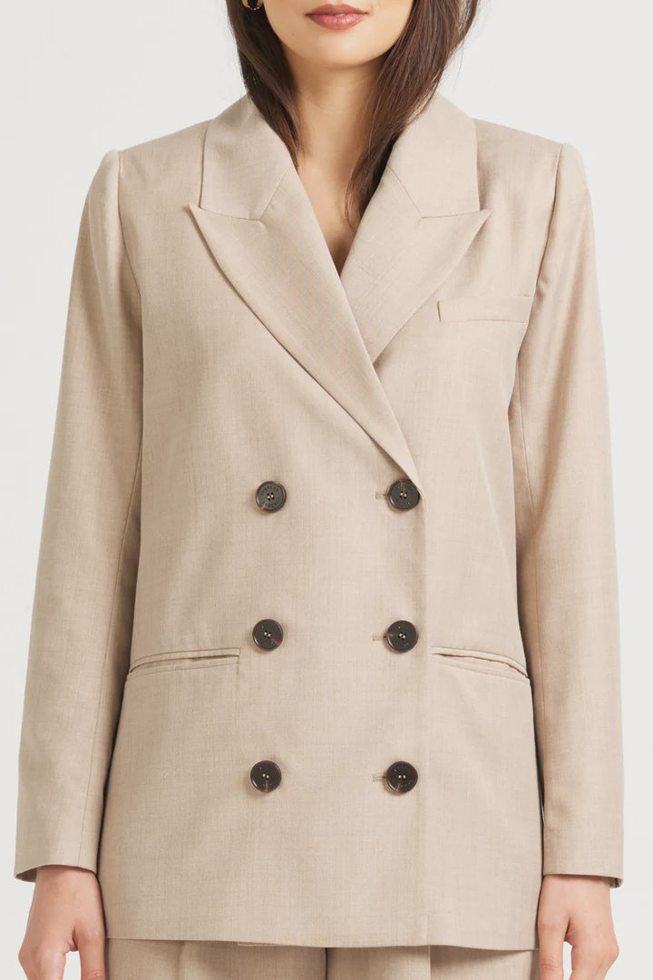 TUESDAY - Dove Blazer - Sand