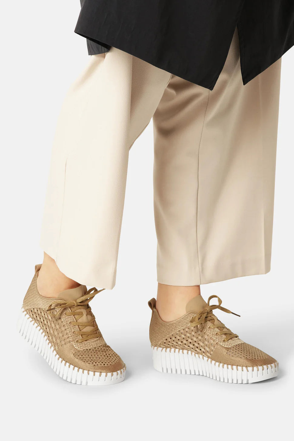 ILSE JACOBSEN - Tulip Embroidery Sneaker - Latte White