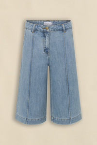 ZOE KRATZMANN - Compass Short - Light Wash Denim